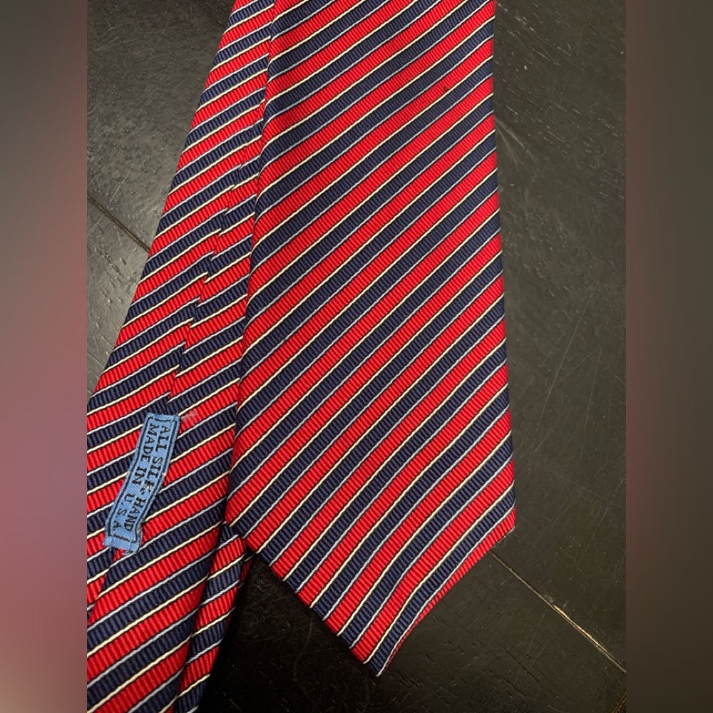 Red & blue silk Perlis tie